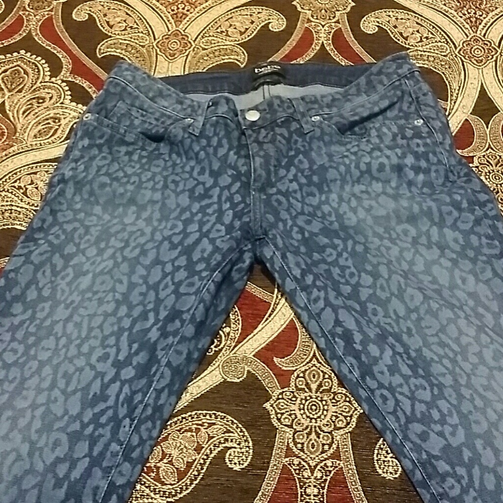jeans